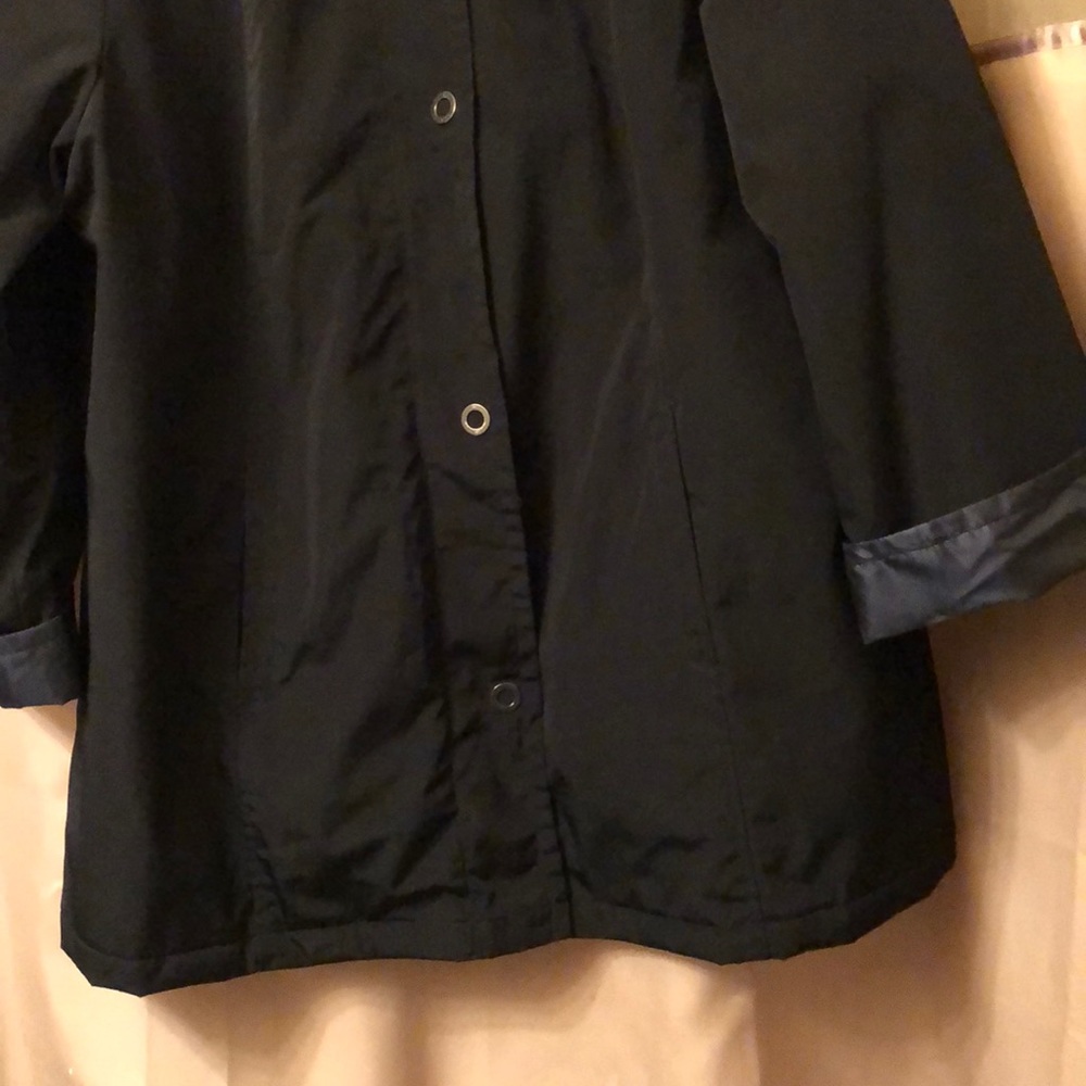 Woman’s Jacket - Picture 3 of 3